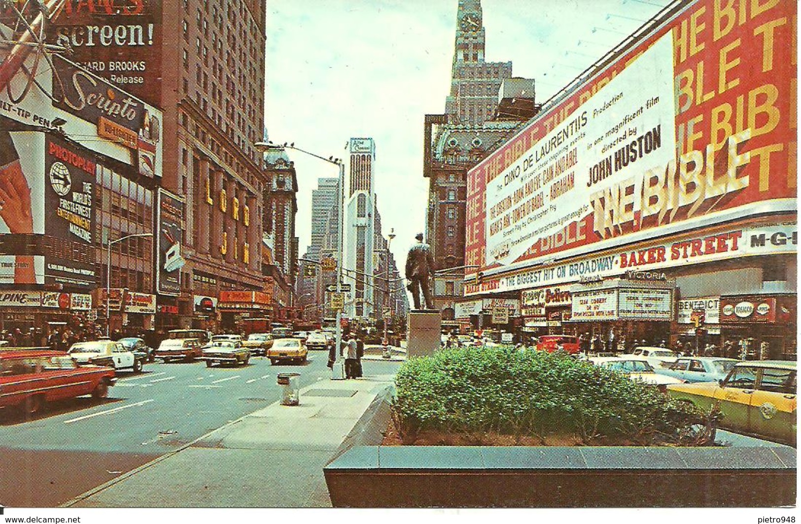 New York City (N.Y., USA) Times Square, Showing The New Allied Chemical Tower Building - Time Square