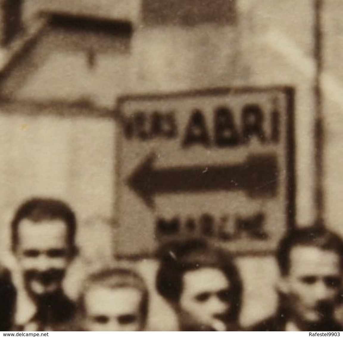 Photo LIEGE Groupe étudiants ULg Abri Antiaérien Occupation Guerre 1940-45 - Lieux