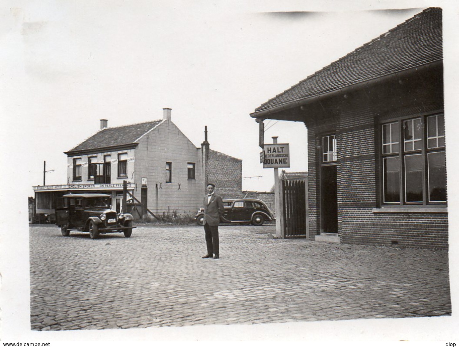 Photographie Anonyme Vintage Snapshot Douane Zoll Hollande Pays Bas - Lieux