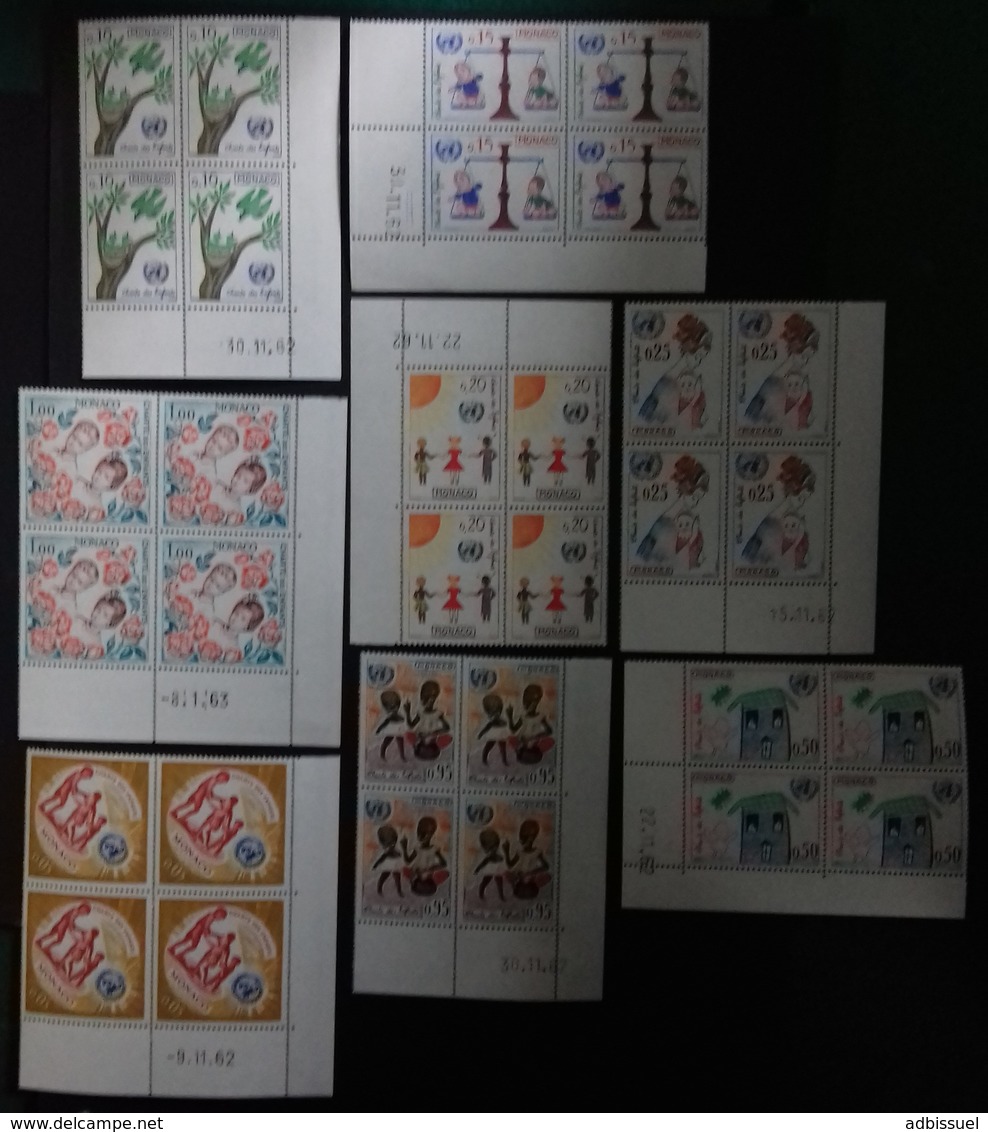 MONACO N°599 à 606 COTE 32 €  NEUFS ** MNH SERIE COMPLETE DE 8 VALEURS EN BLOCS DE 4 TOUS AVEC COINS DATES. TB - Unused Stamps