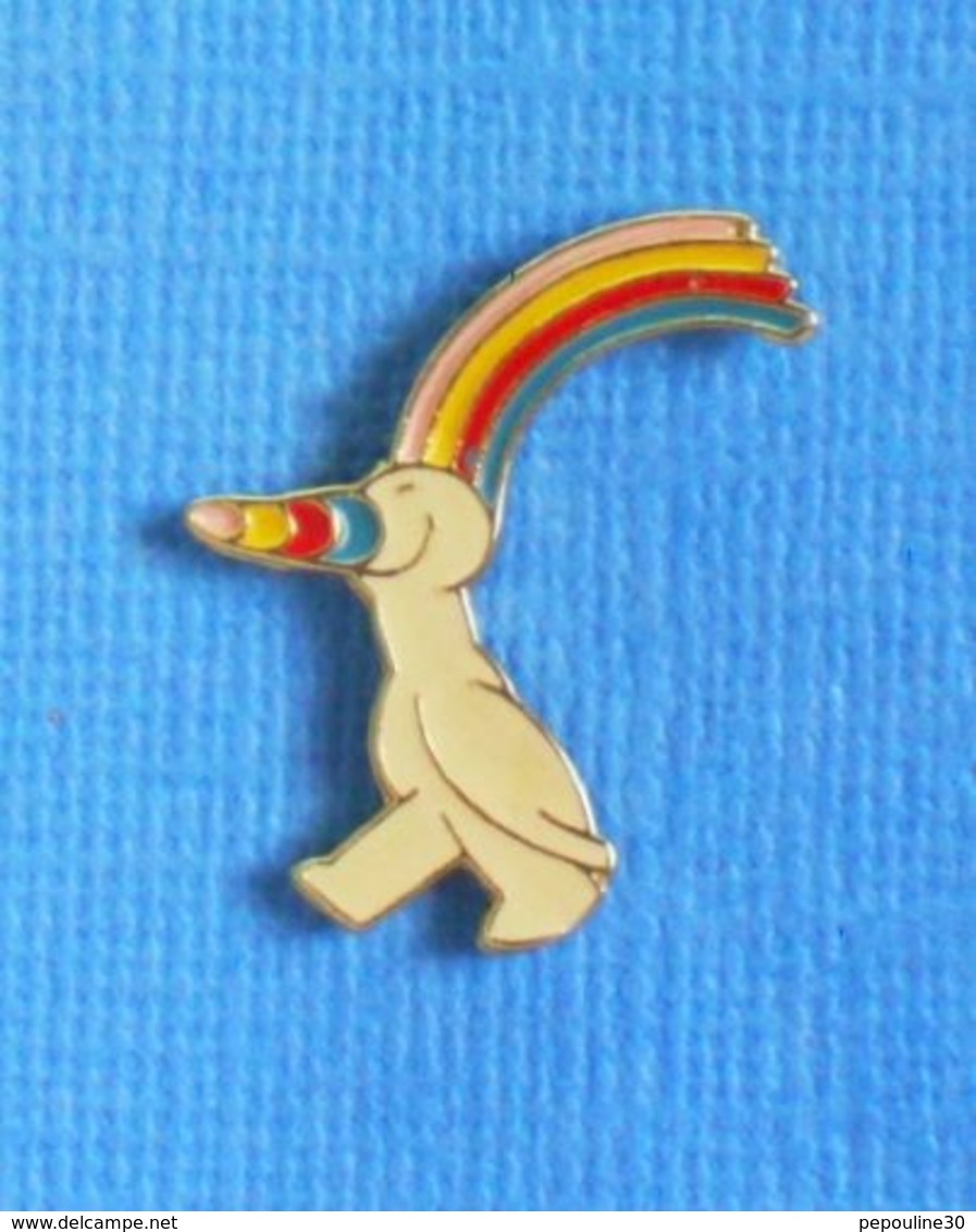 1 PIN'S //  ** CURRO MASCOTTE OFFICIELLE / DE L'EXPOSITION UNIVERSELLE DE SÉVILLE '92 ** . (©Expo '92 Bertoni Milano) - Personnes Célèbres