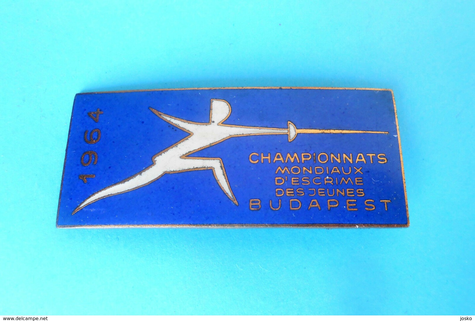 WORLD JUNIORS FENCING CHAMPIONSHIPS 1964. Large Enamel Participant Pin Badge * Escrime Esgrima Fechten Scherma - Fencing