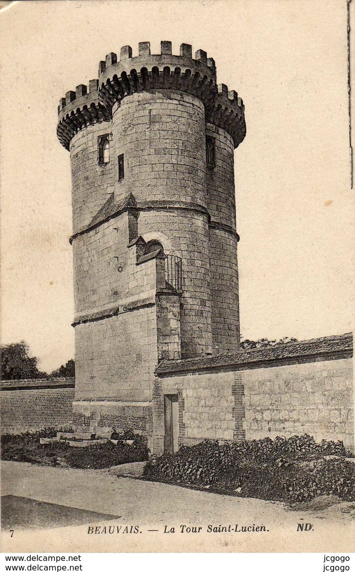 BEAUVAIS  La Tour Saint-Lucien Carte écrite En 1916   2 Scans  TBE - Beauvais