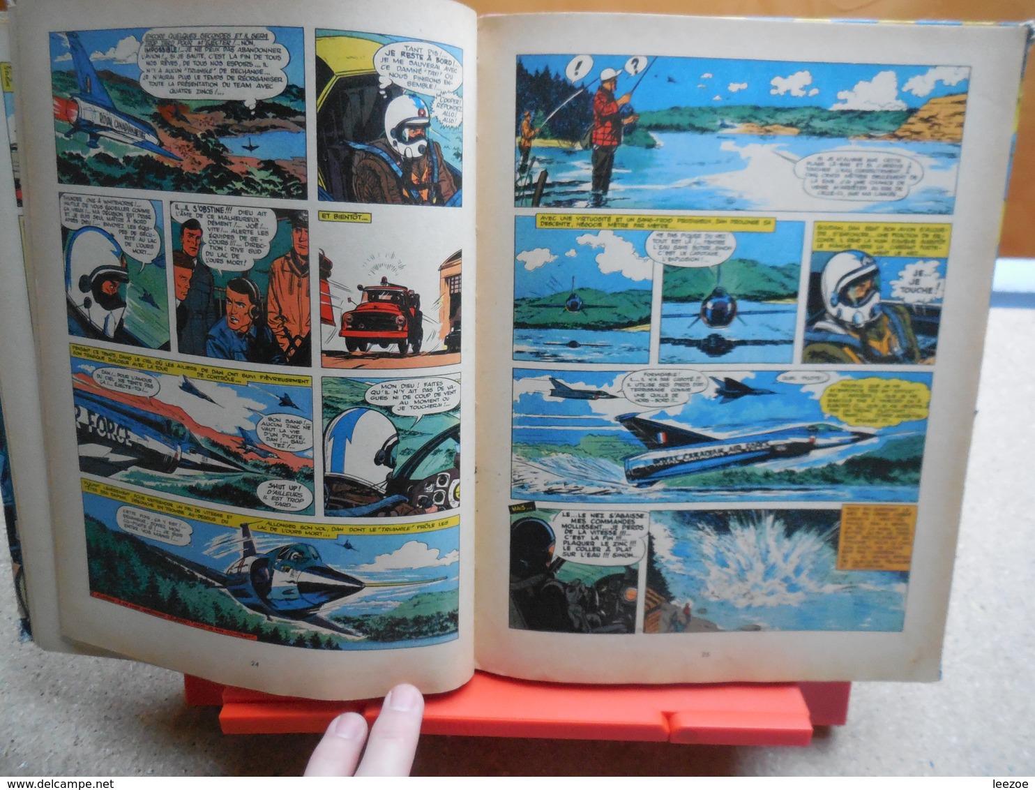 Dan Cooper n°5. Duel dans le ciel  Une BD de Albert Weinberg, Lombard, collection du lombard 1962.................3A0420