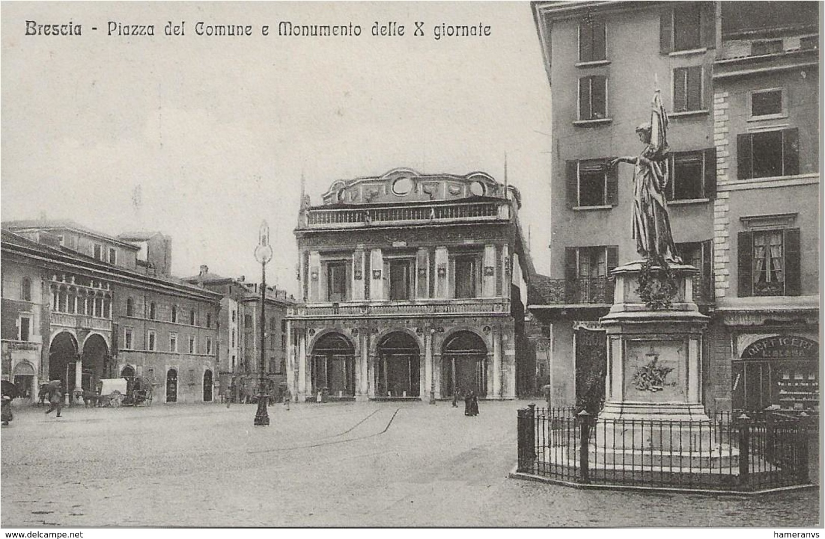 Brescia - Piazza Del Comune E Monumento Delle X Giornate - HP2207 - Brescia