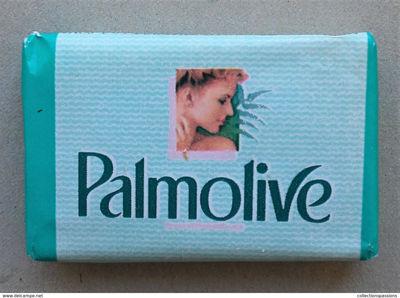 - Savon - Ancienne Savonnette D'hôtel - Palmolive - - Produits De Beauté