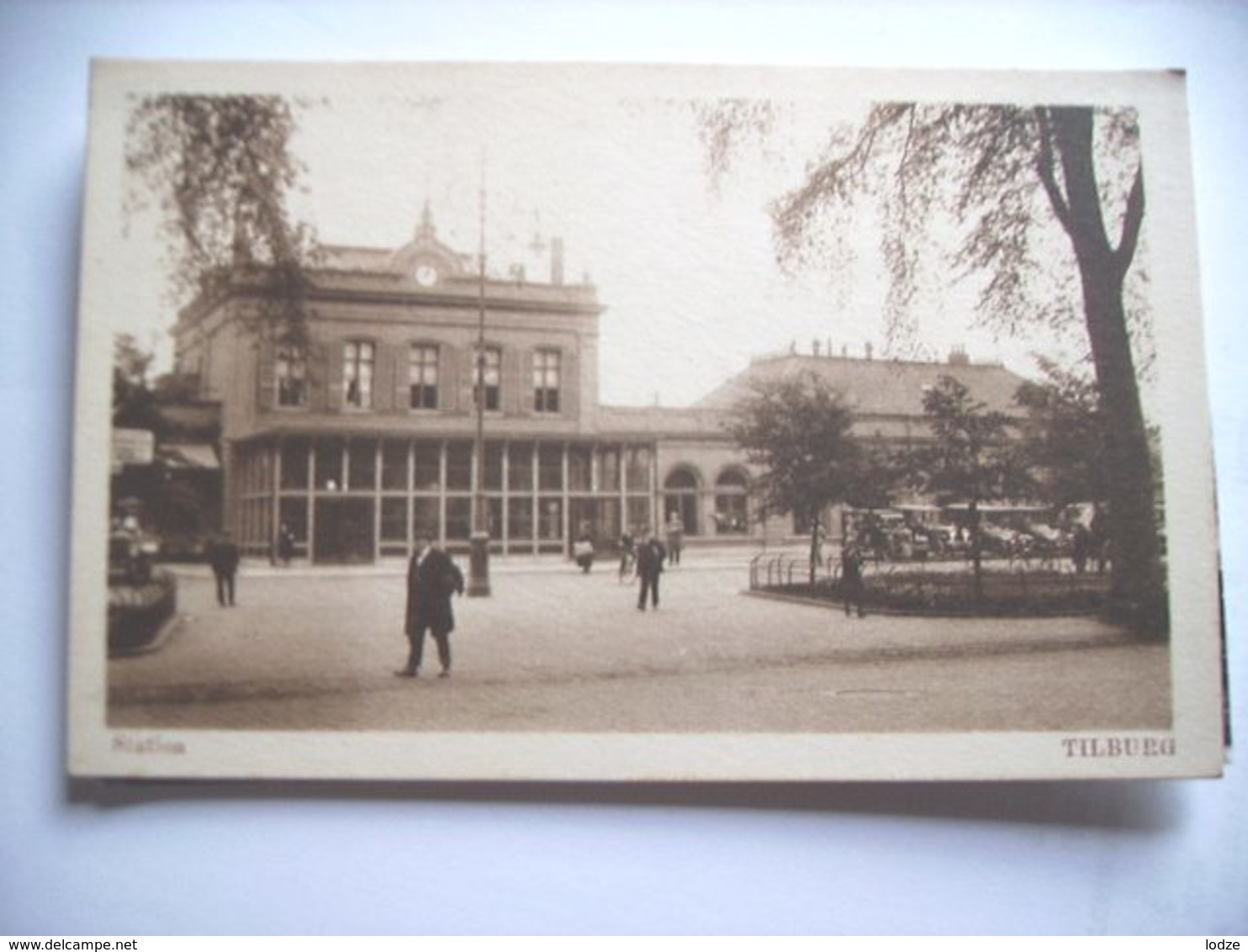 Nederland Holland Pays Bas Tilburg Met Mensen Bij Station Oud - Tilburg