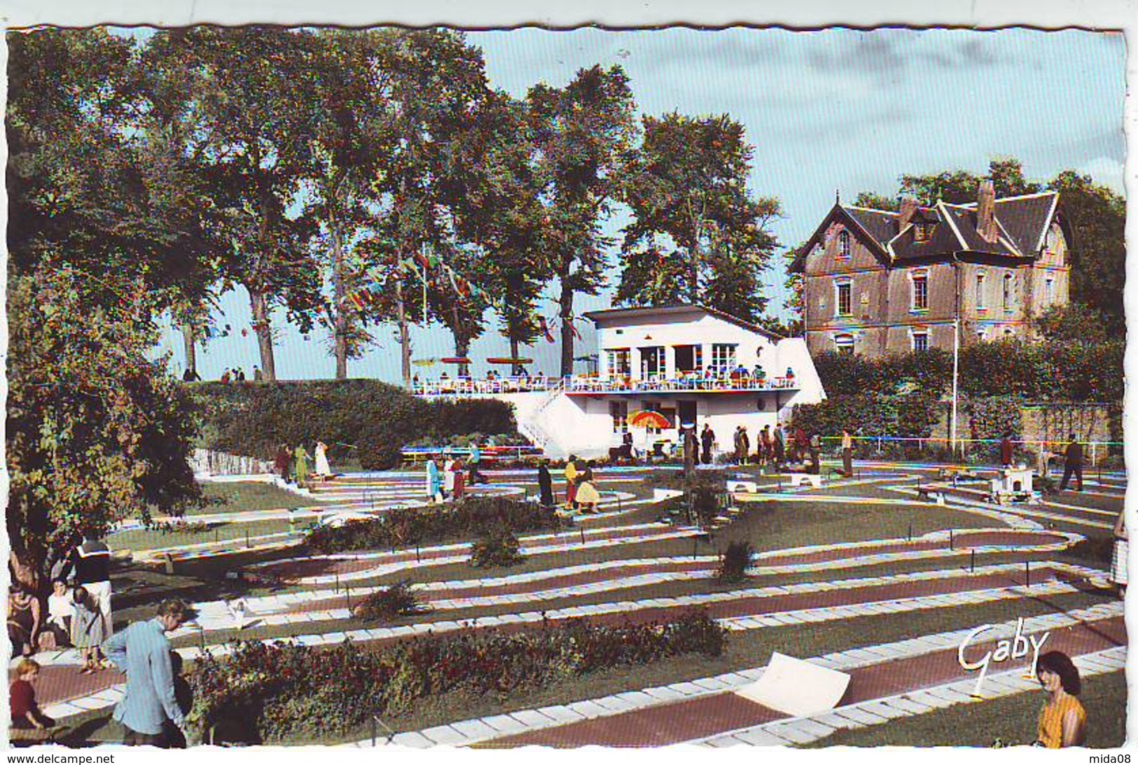 80. SAINT VALERY SUR SOMME . CPSM PF . LE GOLF MINIATURE . Editeur ARTAUD - Saint Valery Sur Somme