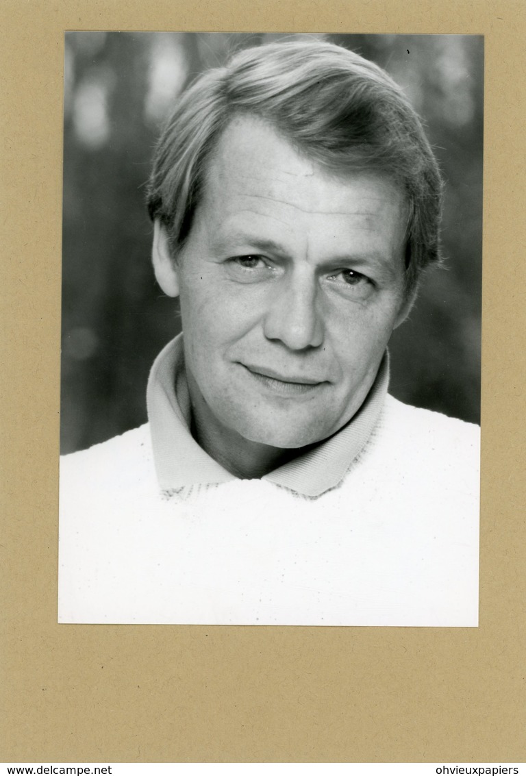 Photo Originale . Le Comédien DAVID SOUL  Dans "le Cinquiéme Missile " - Célébrités