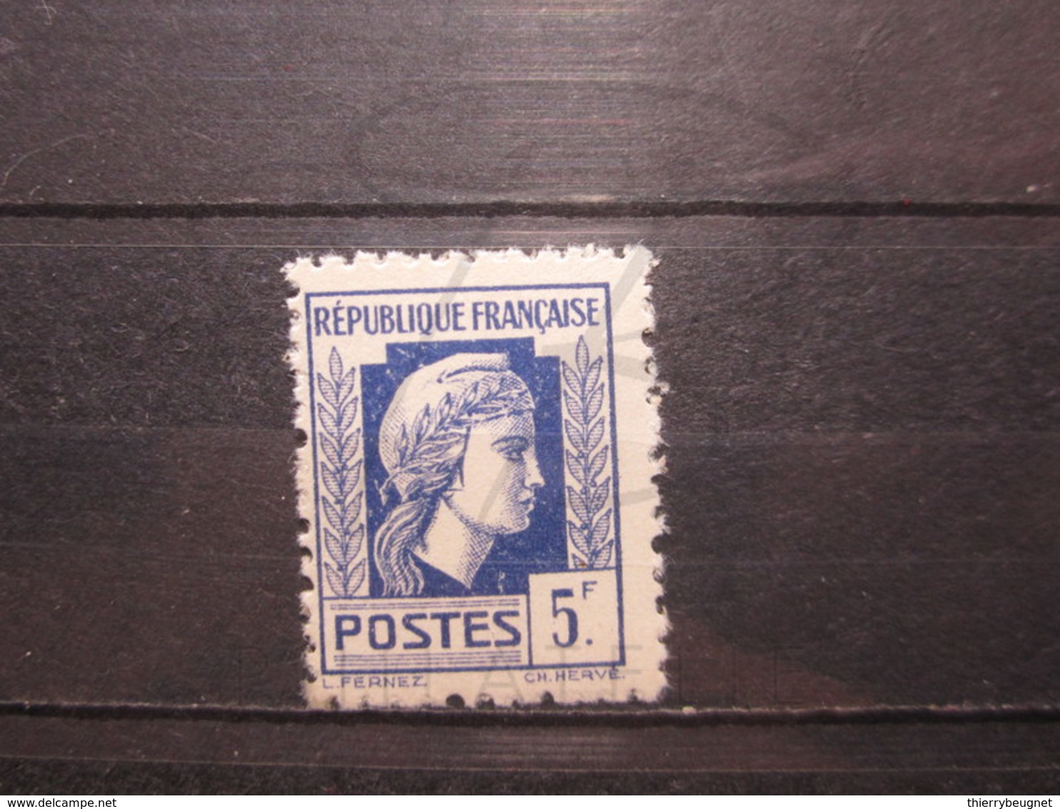 VEND BEAU TIMBRE DE FRANCE N° 645 , XX !!! (b) - 1944 Coq Et Marianne D'Alger