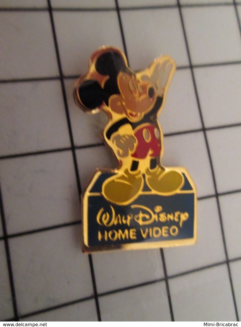 716b Pin's Pins / Beau Et Rare / THEME : DISNEY / HOME VIDEO MICKEY MOUSE - Disney