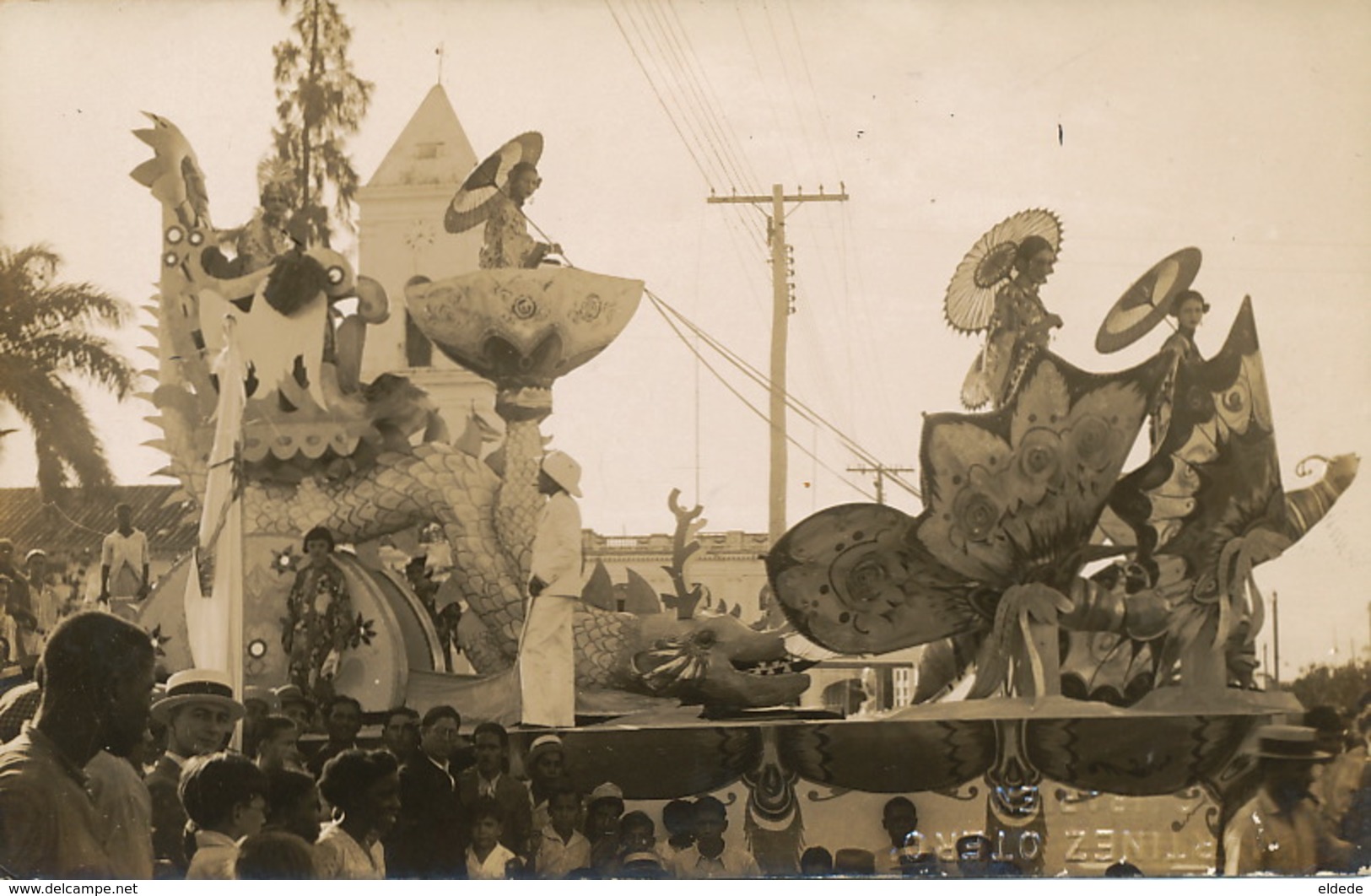 Real Photo  Caibarien Dia De Fiesta  Cart With Chinese Dragon  . Butterfly. 1935 . Foto Otero - Cuba