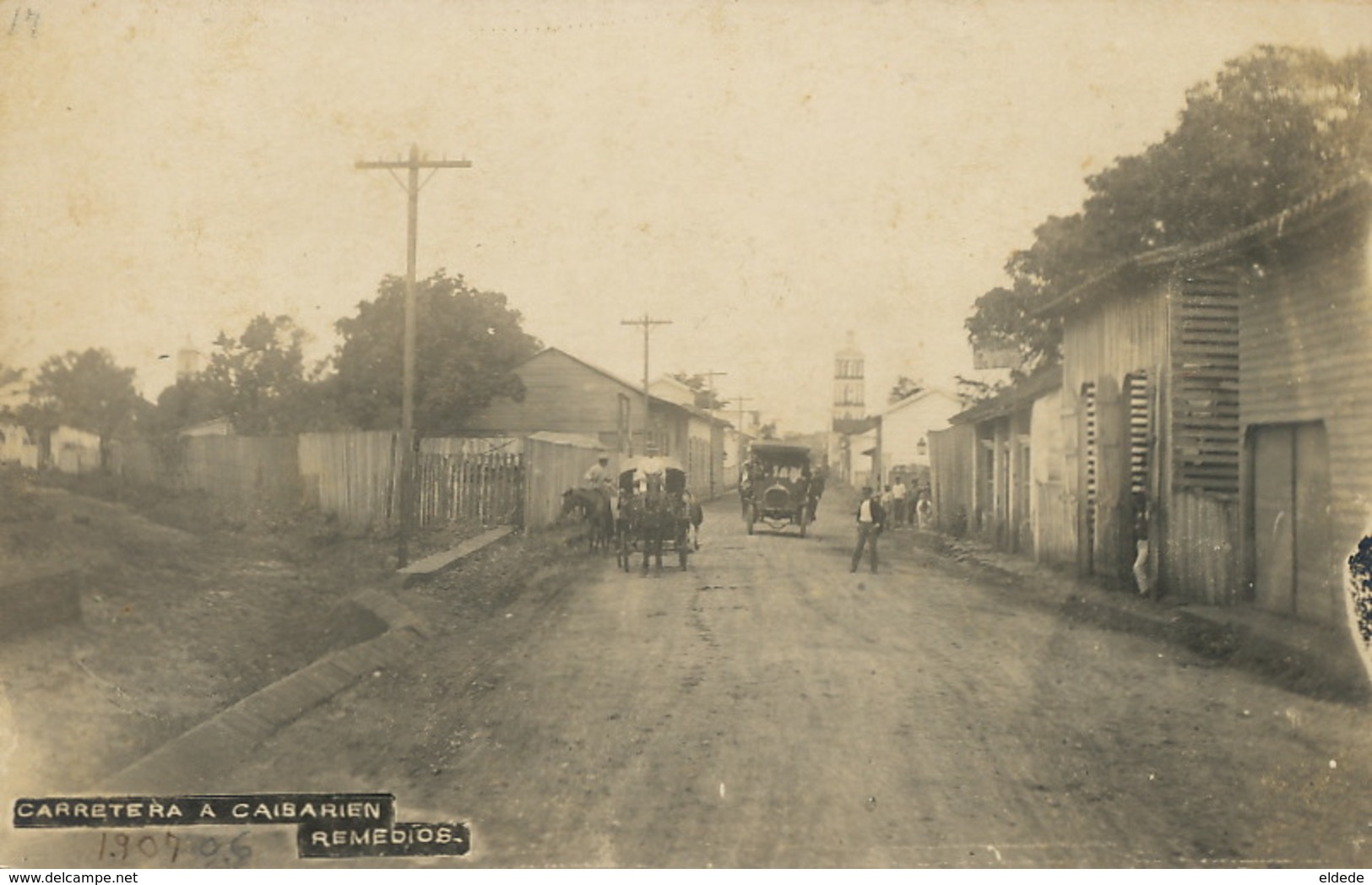 Real Photo  Remedios Las Villas . Carretera A Caibarien . Autobus . Bus . 1906 - Cuba