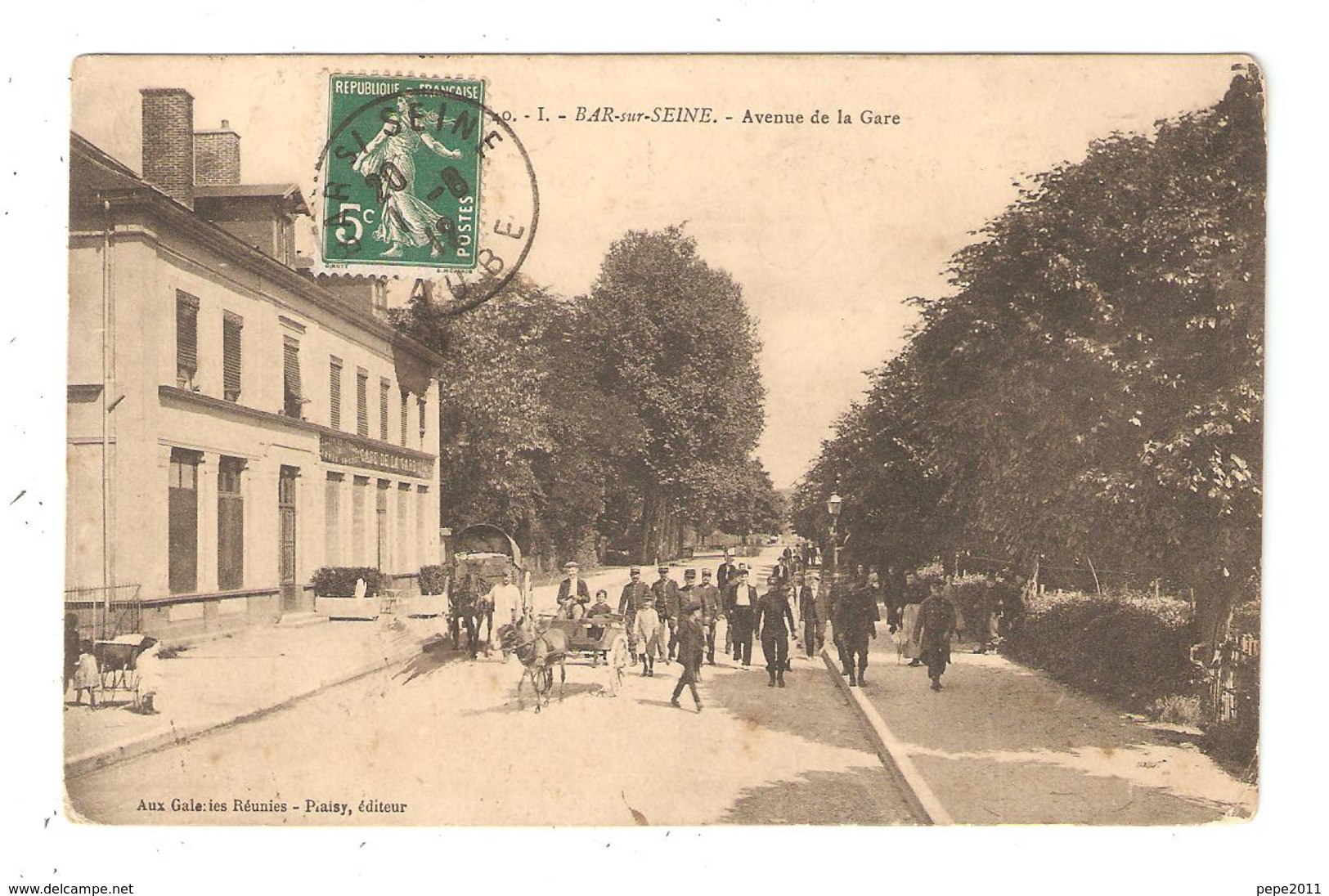 CPA 10 BAR Sur SEINE Avenue De La Gare Animation Soldats 2 Attelages Café De La Gare 1919 - Bar-sur-Seine