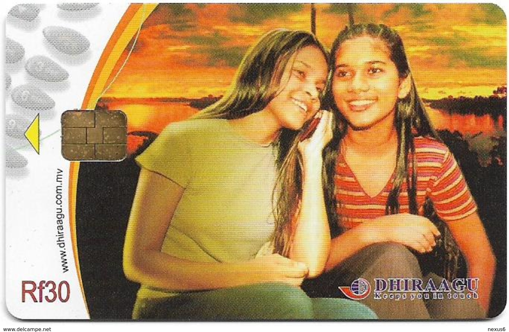 Maldives - Dhiraagu (chip) - Two Girls - 2MLDGIM - Chip Siemens S37, 30MRf, Used - Maldives