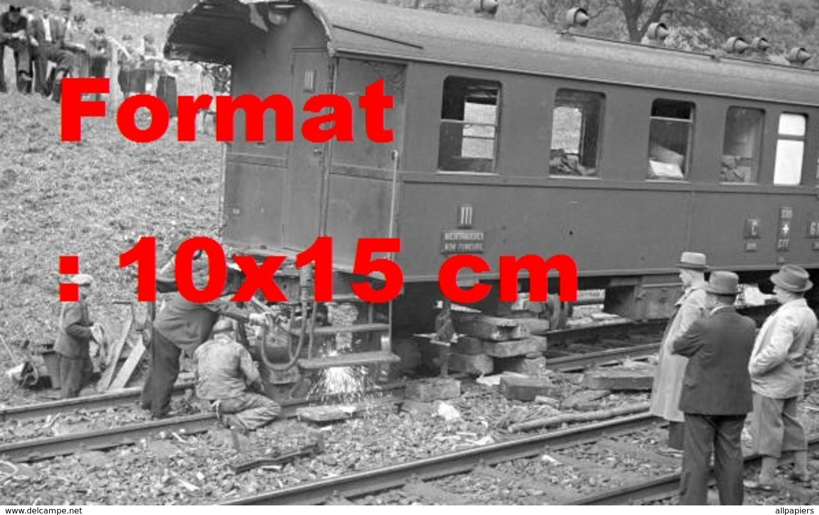 Reproduction D'une Photographie Ancienne D'un Accident De Train Près D'Erstfeld En Suisse En 1940 - Autres & Non Classés