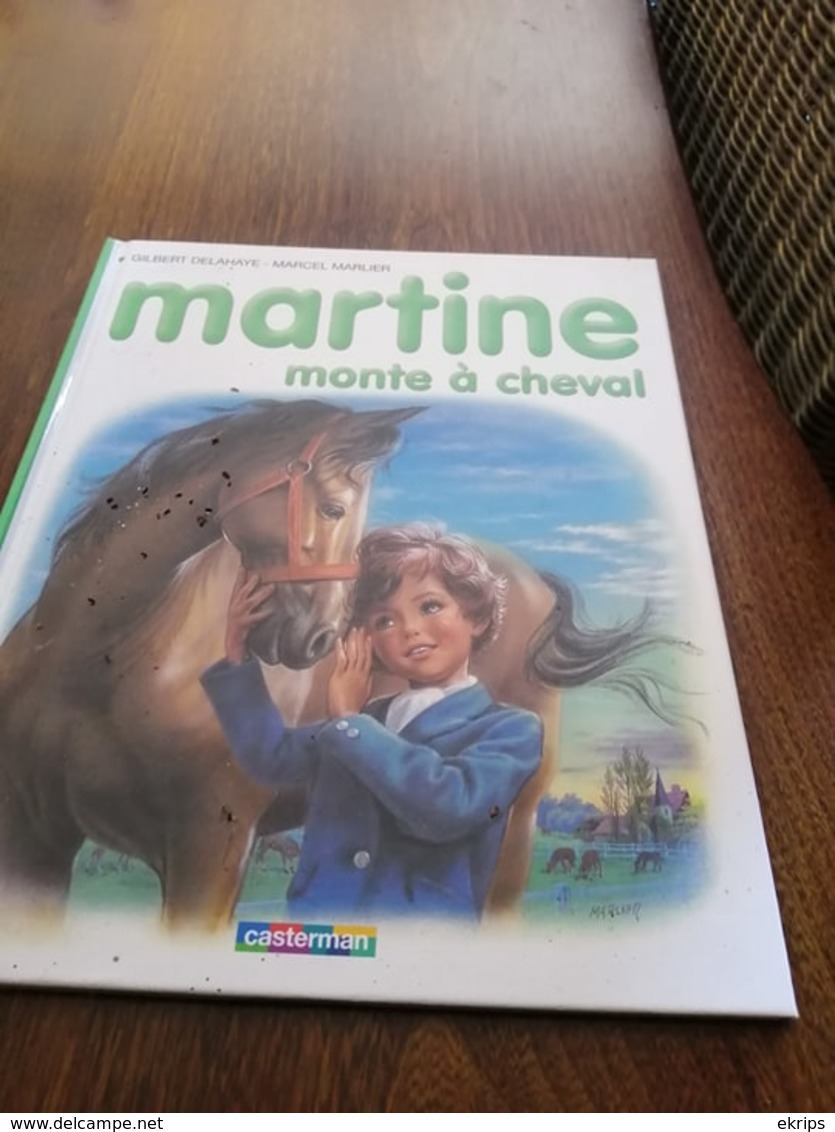 Martine Monte à Cheval - Martine