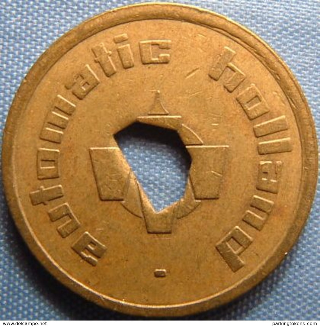 KB026-8b - AUTOMATIC HOLLAND 0 O'clock Hole - Dordrecht - B 22.0mm - Koffie Machine Penning - Coffee Machine Token - Professionals/Firms