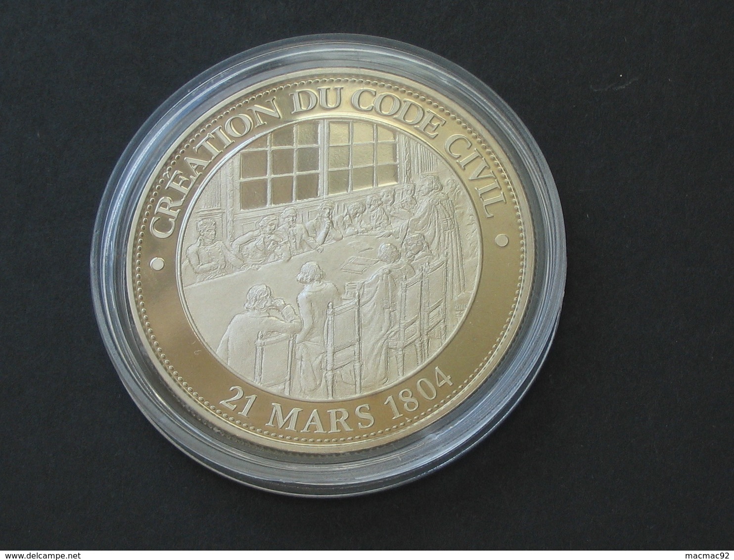 Médaille  NAPOLEON  BONAPARTE - Création Du Code Civil - 21 Mars 1804  **** EN ACHAT IMMEDIAT **** - Royaux / De Noblesse