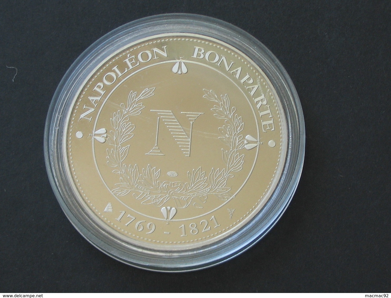 Médaille  NAPOLEON  BONAPARTE - NAPOLEONE BUONAPARTE 1769-1821  **** EN ACHAT IMMEDIAT **** - Royaux / De Noblesse