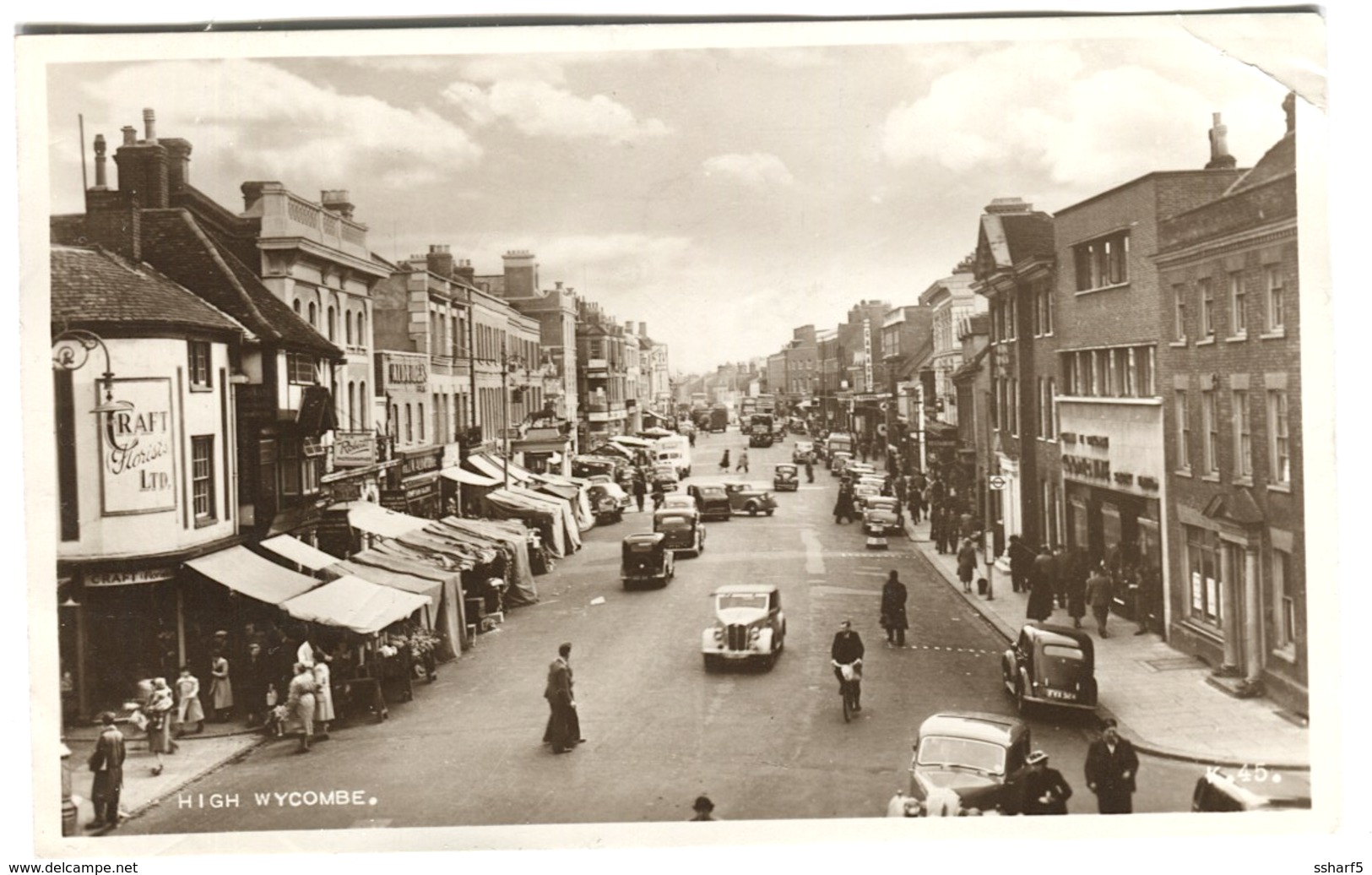 Bedfordshire - High Wycombe Old Cars And Street Life RPPC Sent 1958 Corner Bend - Otros & Sin Clasificación