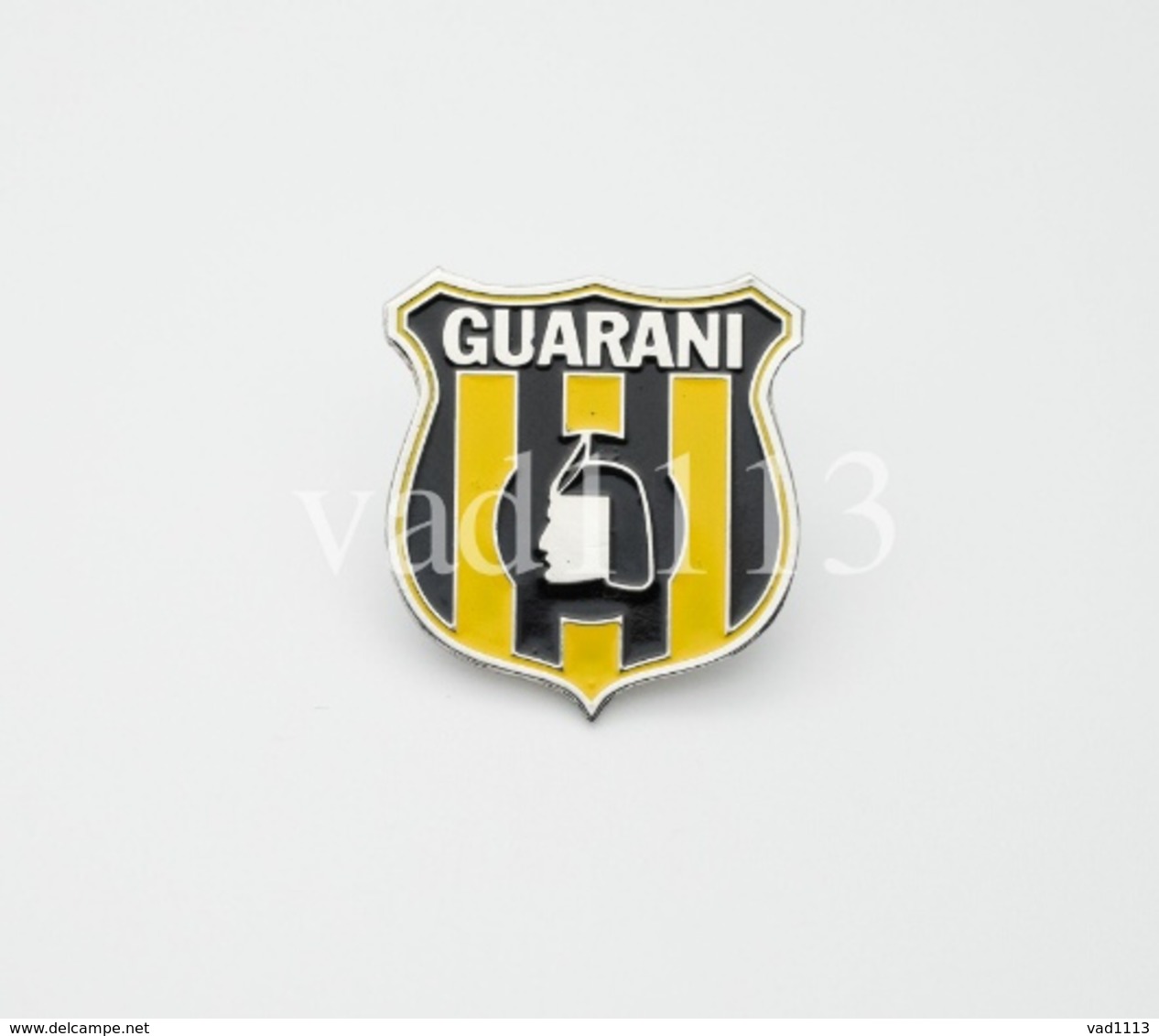 Badge Pin Football Clubs  CONMEBOL " Club Guarani "  Paraguay - Football