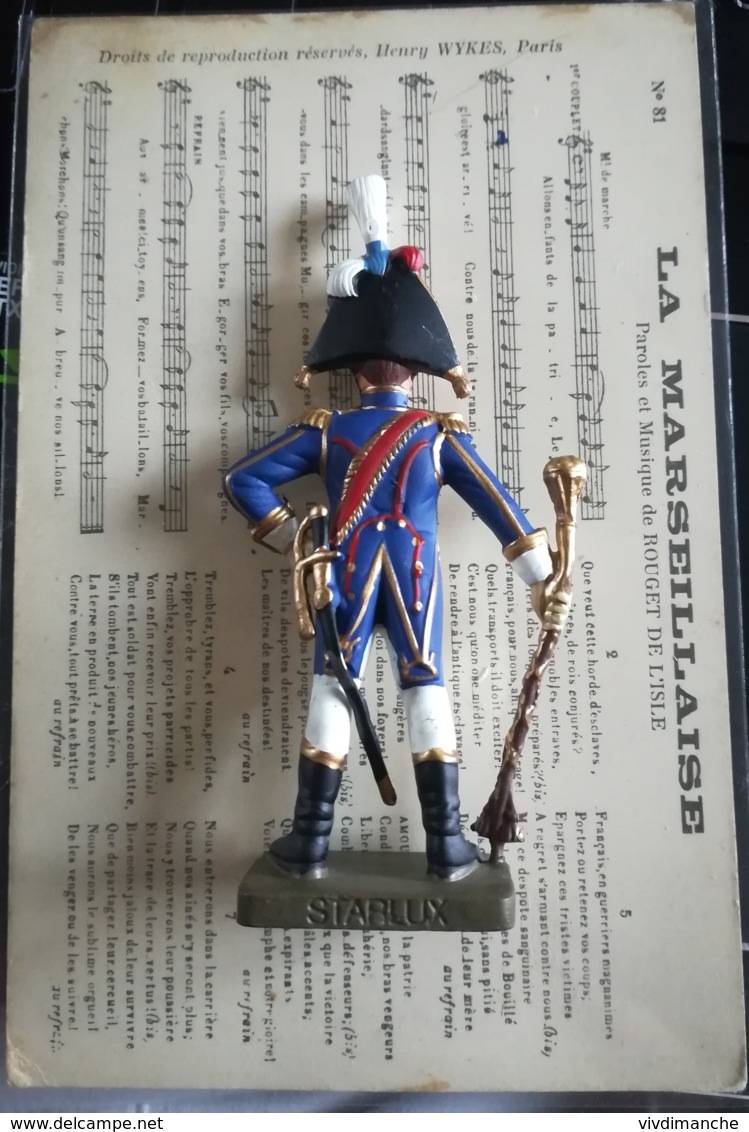 FIGURINE STARLUX - OFFICIER AVEC CANNE D'APPARAT - AUTRE MODELE - 9EME - PHOTOS RECTO VERSO - - Leger