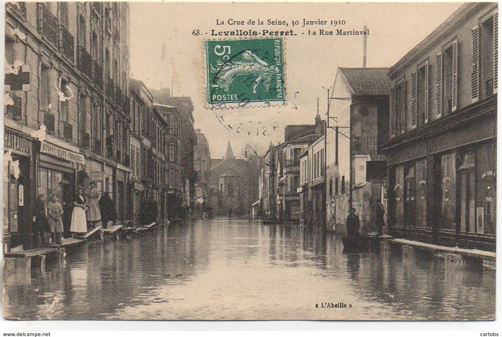 92  LEVALLOIS-PERRET  Crue De La Seine , 30 Janvier 1910  La Rue Martinval - Levallois Perret