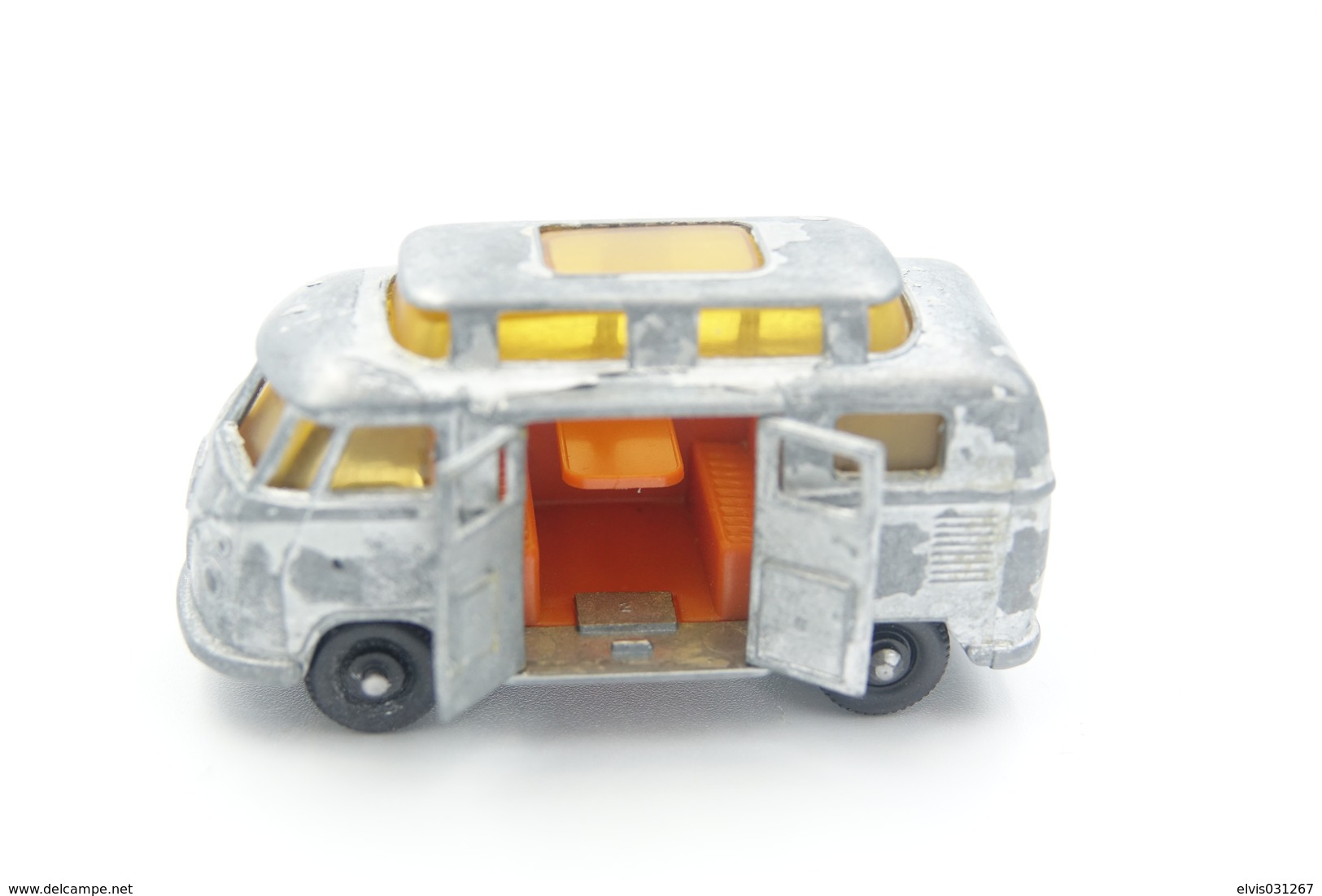 Matchbox Lesney 34C Volkswagen Camper Raised Roof - Regular Wheels, Issued 1967, Scale 1/64 - Matchbox (Lesney)