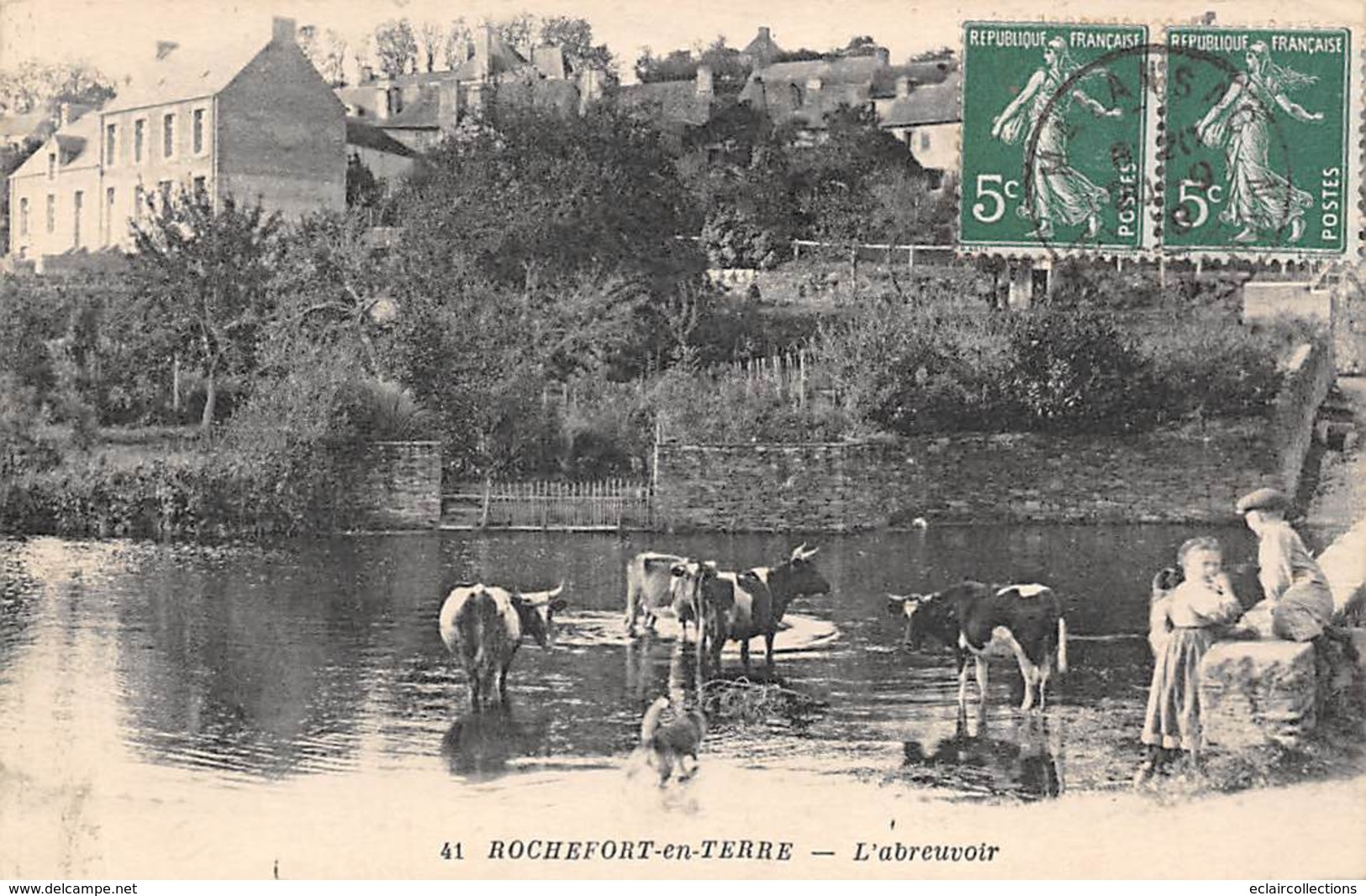 Rochefort-en-Terre        56       L'Abreuvoir    (Voir Scan) - Rochefort En Terre