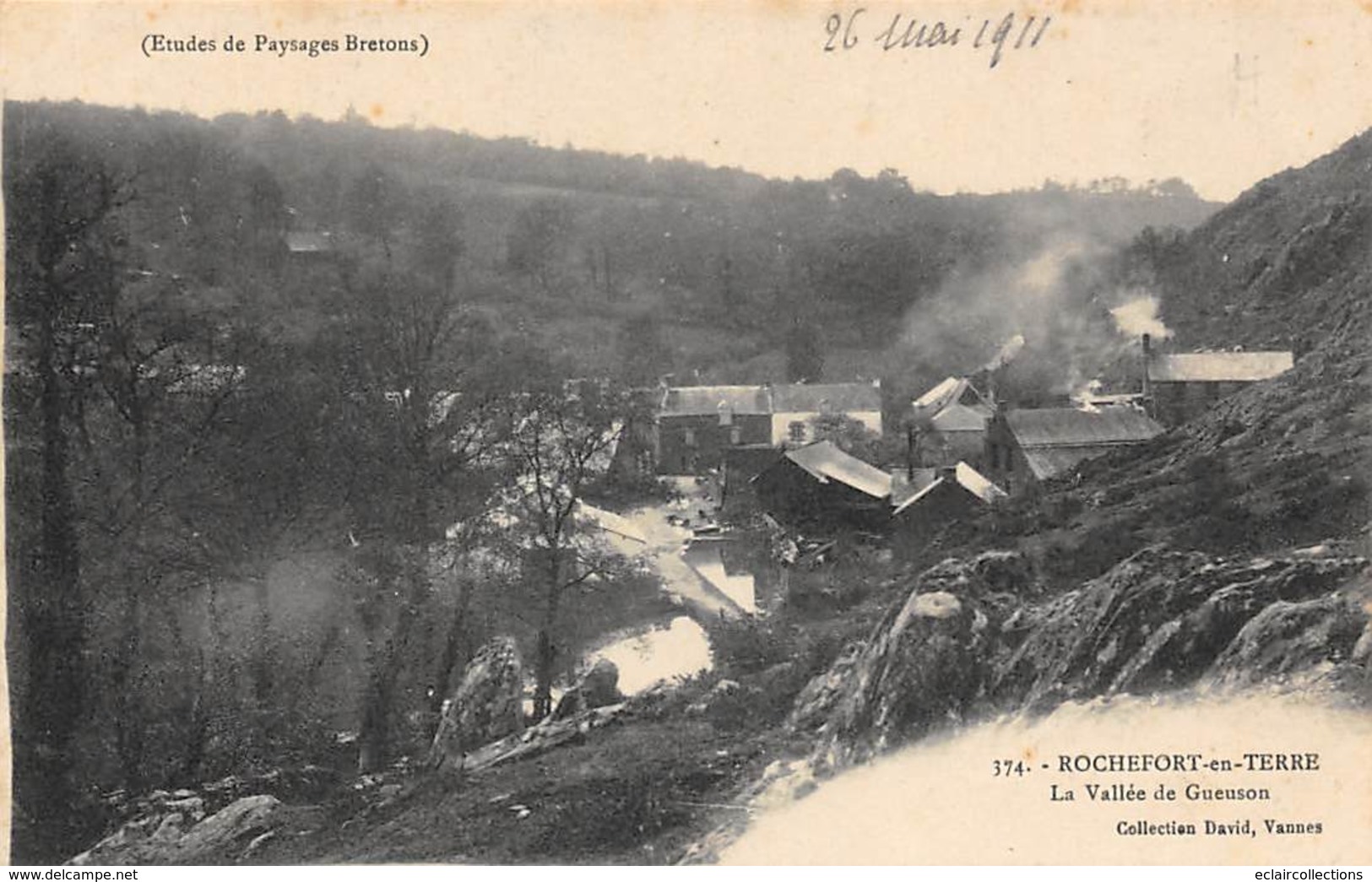 Rochefort-en-Terre        56       La Vallée De Gueuson  3         ( Pli Voir Scan) - Rochefort En Terre