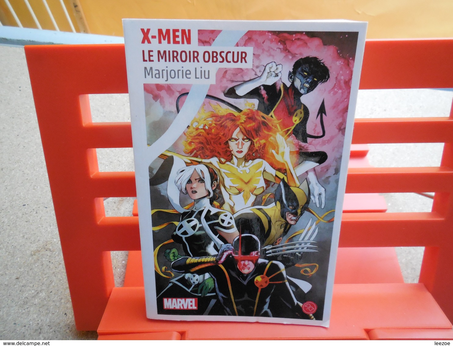 X-Men  Le Miroir Obscur  De Marjorie Liu, Roman.............3C0420 - Films