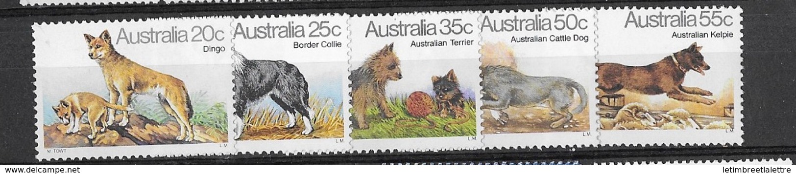 AUSTRALIE N°689 Et 693** - Mint Stamps