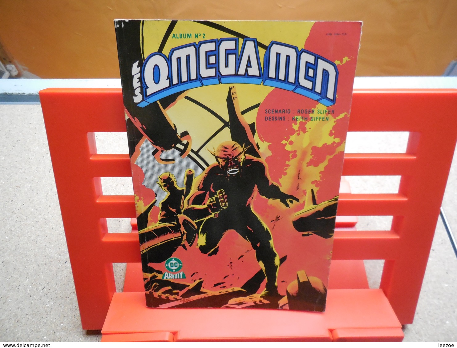 Album : Les Omega Men Recueil N° 2 (03, 04).....3C0420 - Omega Men