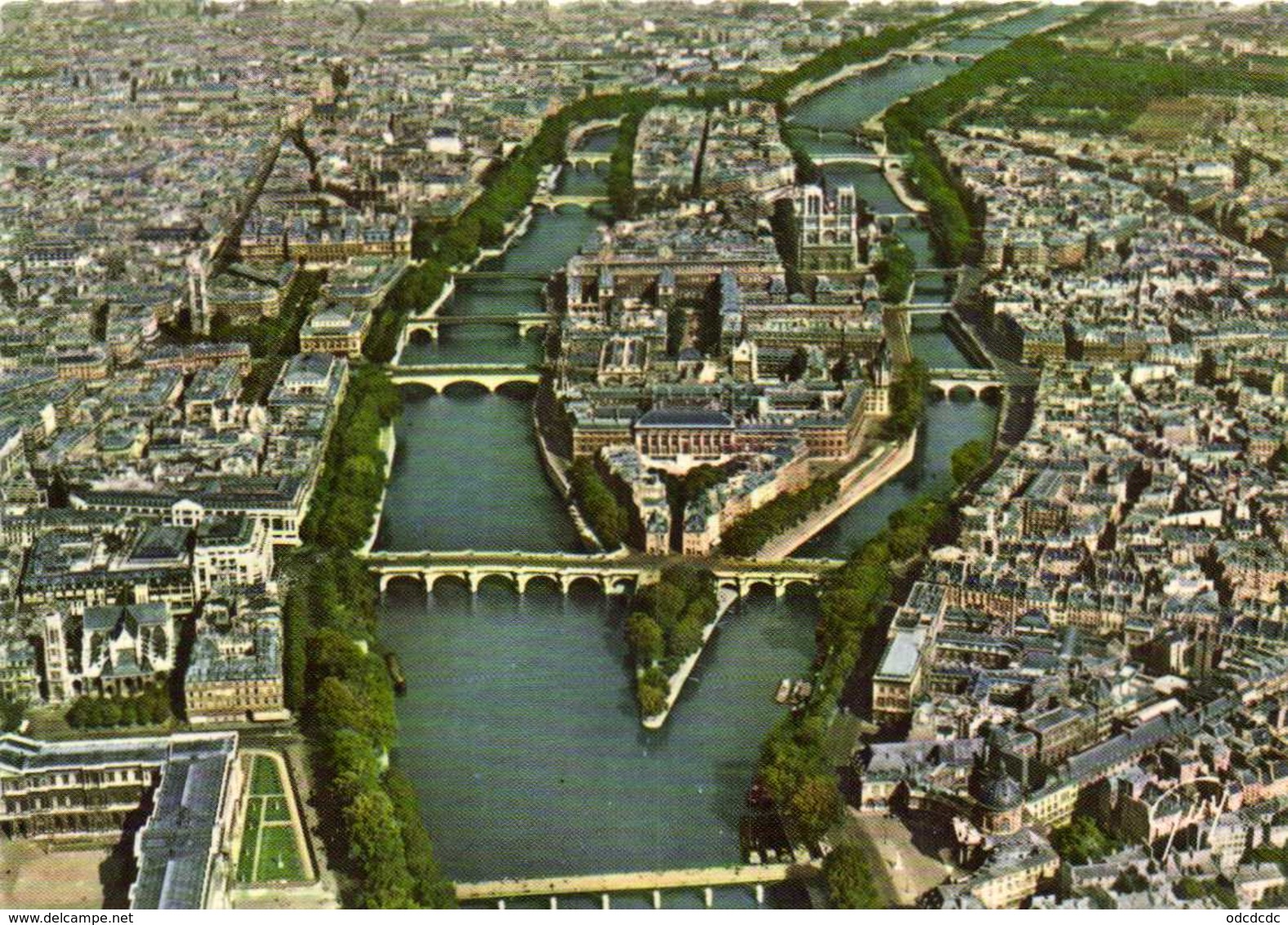 CPSM Grand Format EN AVION SUR PARIS  Pilote Operateur R Henrard  L'Ile De La Cité Et La Cathedrale Notre Dame Colorisée - Panoramic Views
