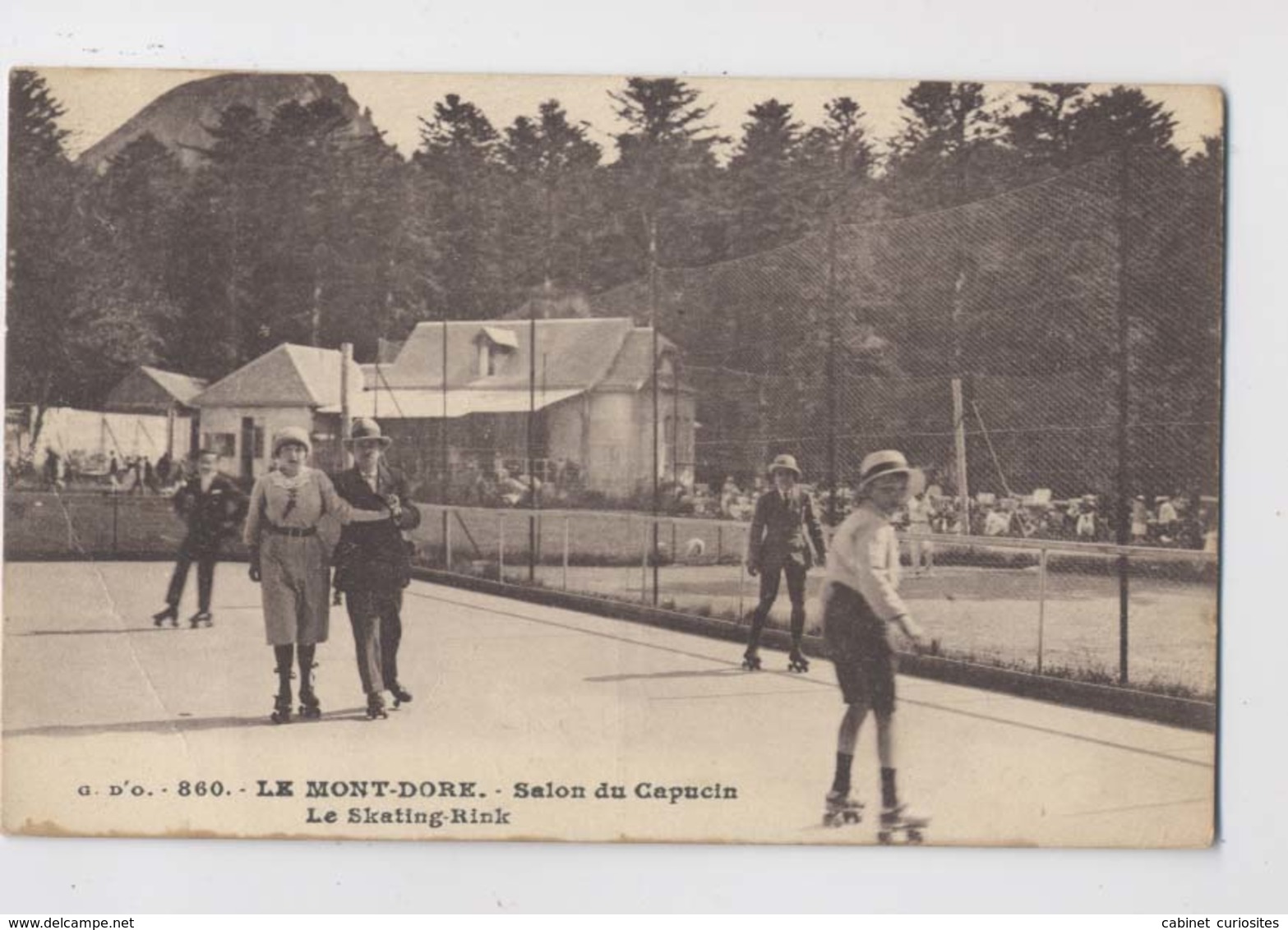 PATIN à ROULETTES -  Le Skating Et Le Salon Du Capucin - Le Mont Dore - Jeu - Sport  - Animée - Jeux Régionaux