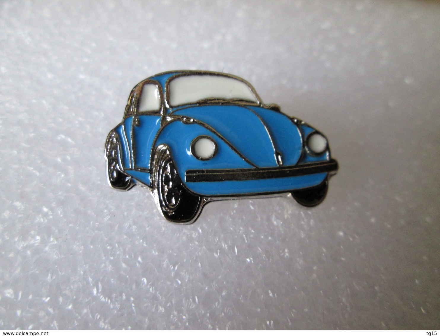 PIN'S   VOLKSWAGEN  COCCINELLE   BLEU    Email A Froid - Volkswagen