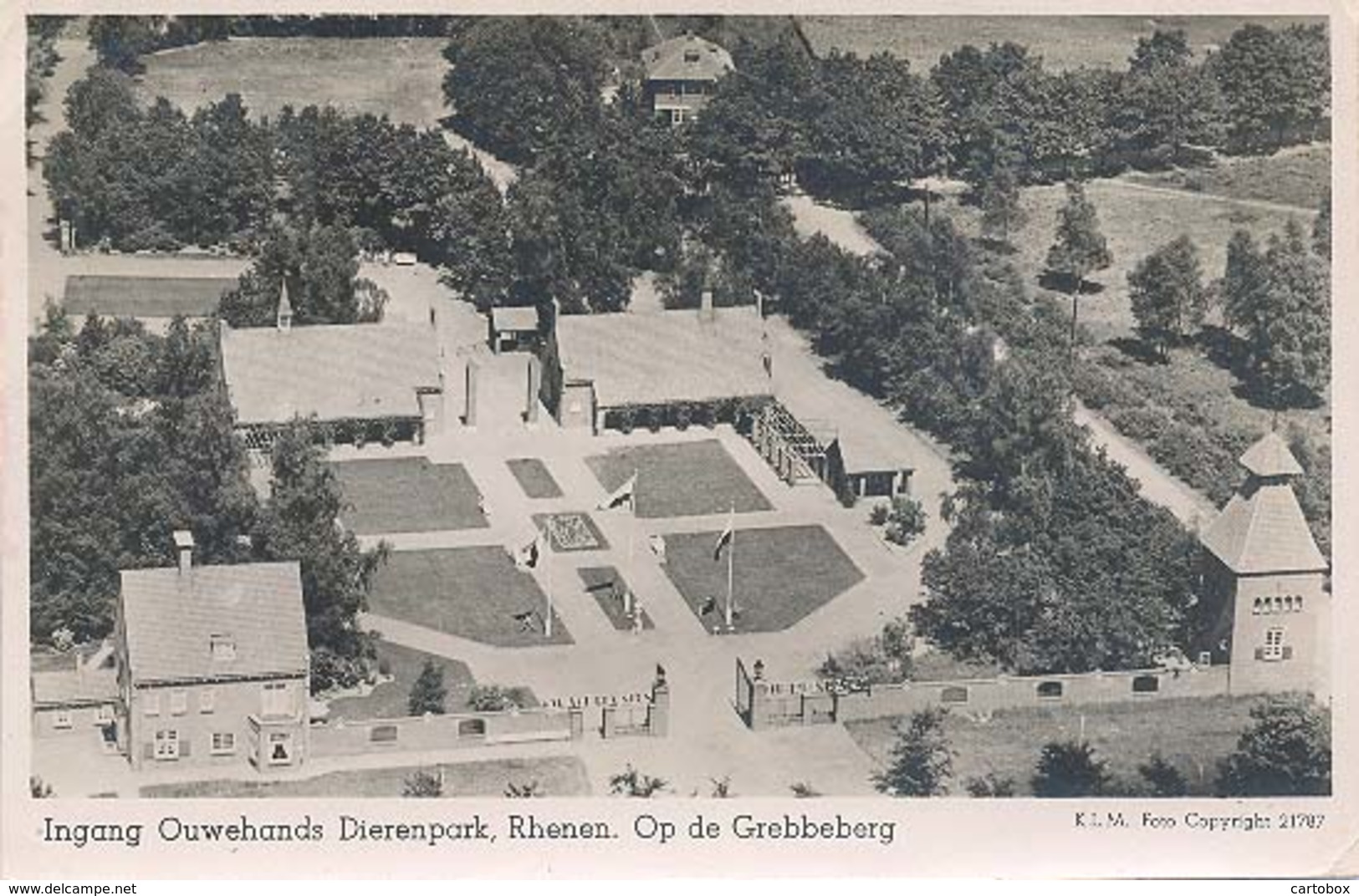 Rhenen, Op De Grebbeberg, Ingang Ouwehands Dierenpark. (luchtopname / Type Fotokaart) - Rhenen