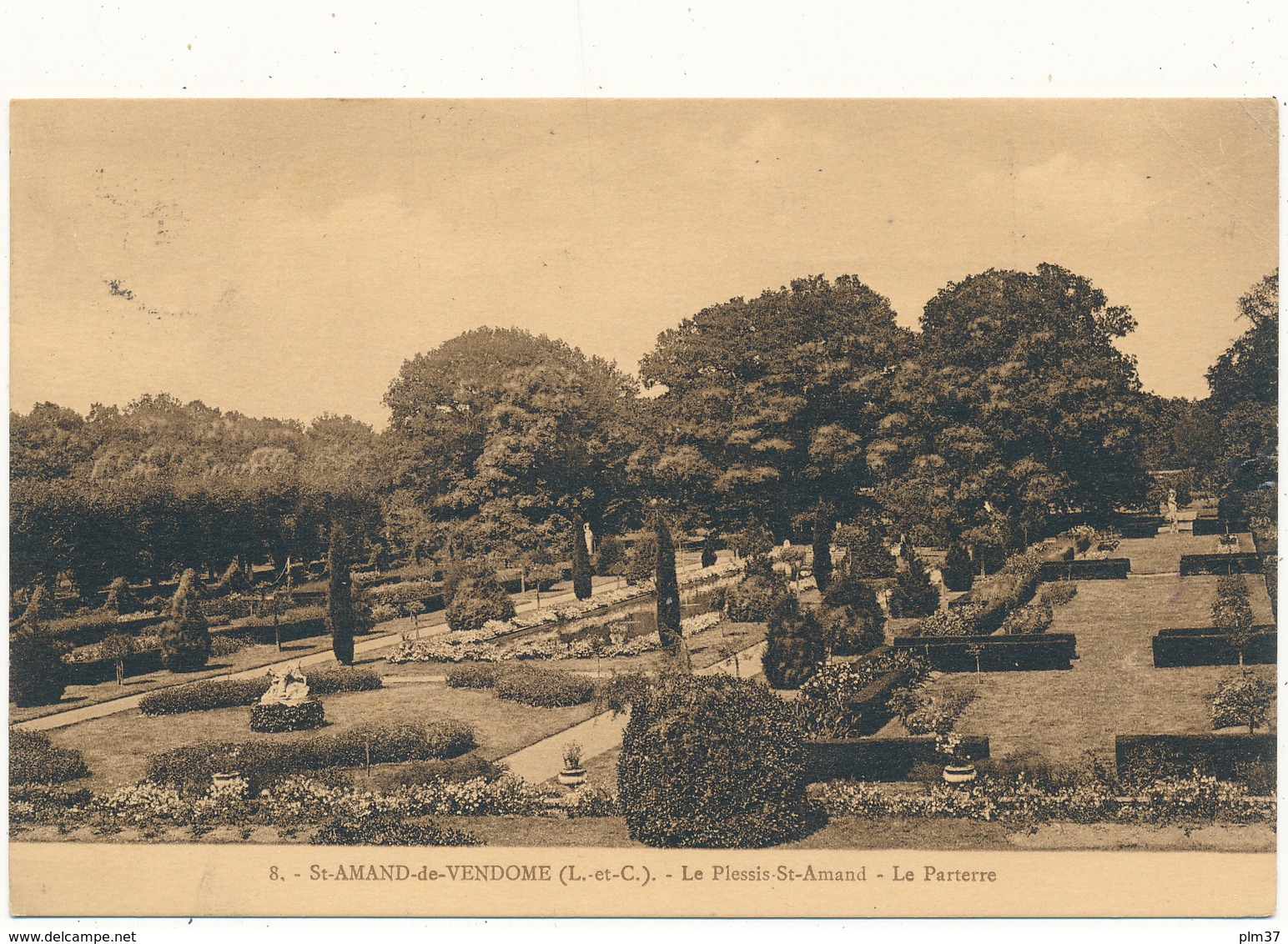 SAINT AMAND DE VENDOME - Le Plessis St Amand, Le Parterre - Saint Amand Longpre