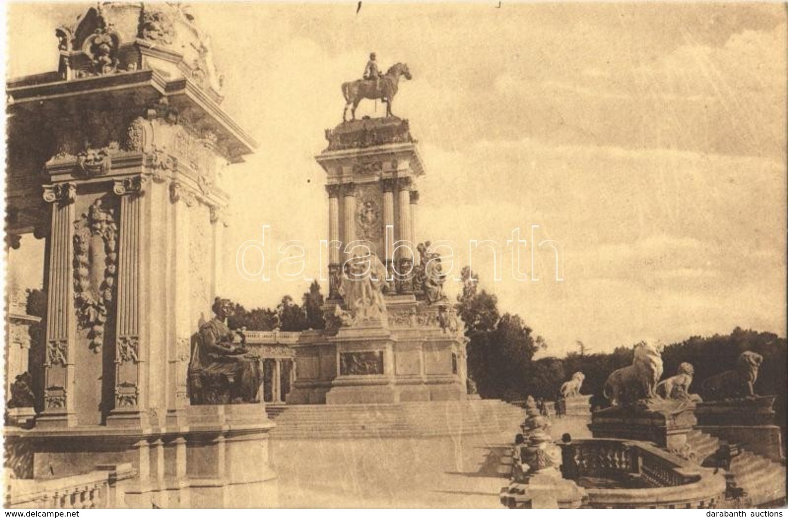 ** T2 Madrid, Parque Del Retiro, Monumento A Alfonso XII. / Park, Monument - Ohne Zuordnung