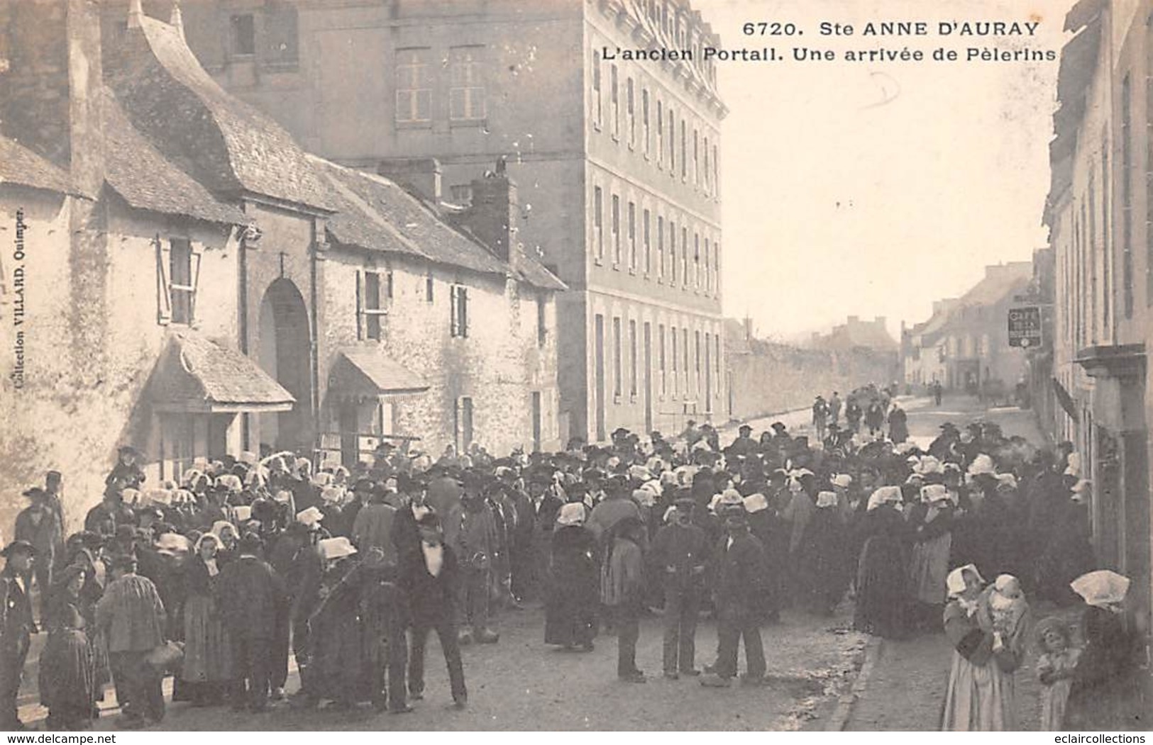 Sainte Anne D'Auray        56      Une Arrivée Des Pèlerins      6720    (Voir Scan) - Sainte Anne D'Auray