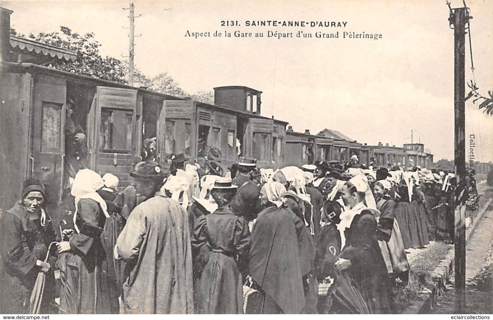 Sainte Anne D'Auray        56     La Gare Au Départ D'un Grand Pèlerinage   2131    (Voir Scan) - Sainte Anne D'Auray