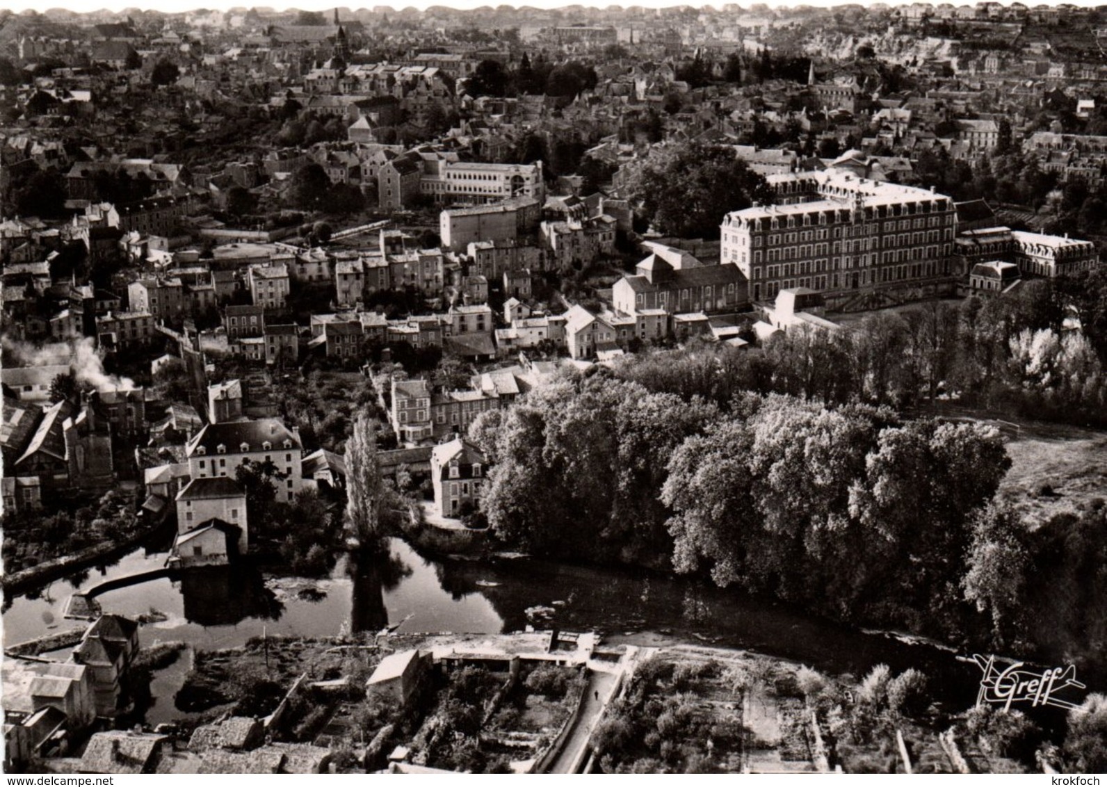 Poitiers 1952 - Vue Aérienne & Collège Saint-Joseph - Greff 2021 - Poitiers