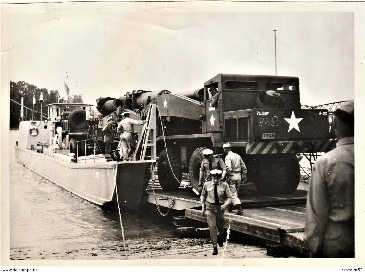 Rare Photo 18 X 13 Cm Chargement Du Canon Atomique De 280 M/m USA Sur Barge De Transport Guerre Froide - 1939-45