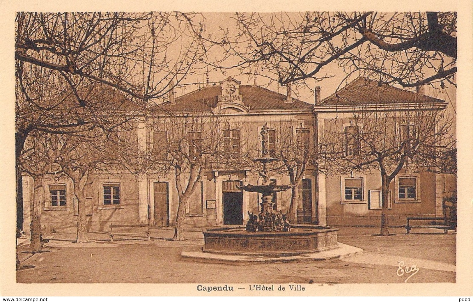 11 . CAPENDU . Hotel De Ville . - Capendu