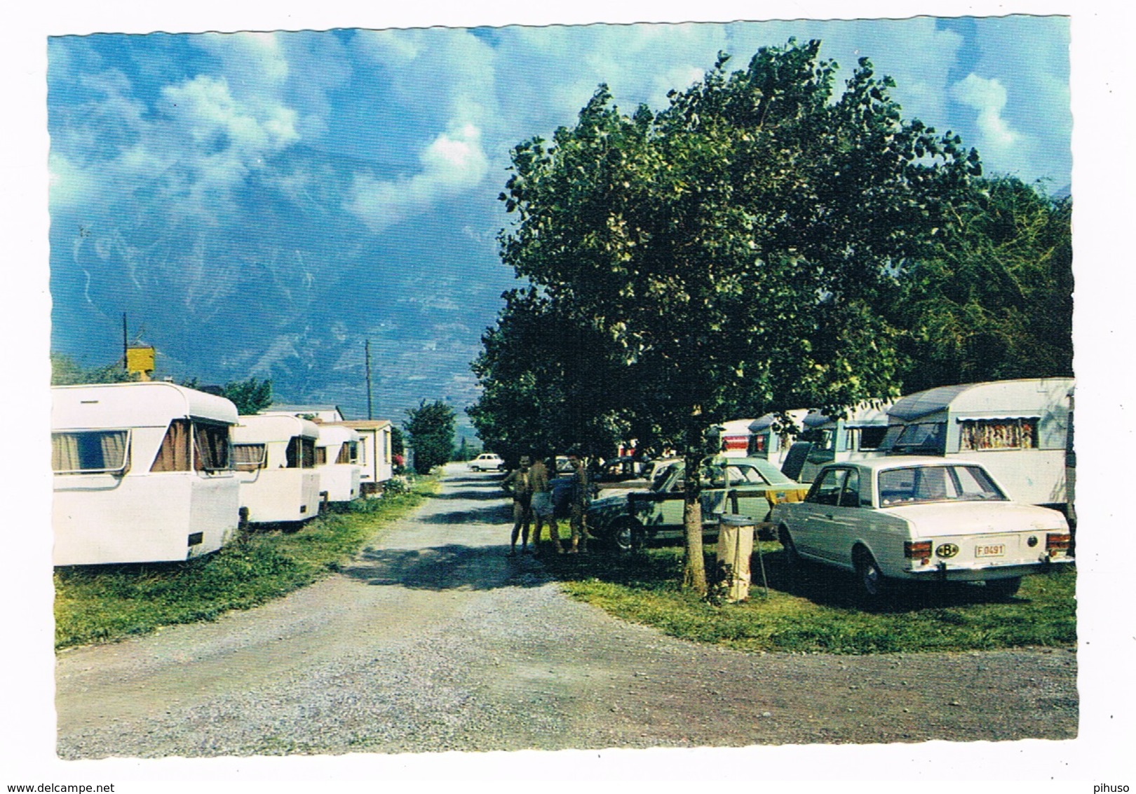 CH-5923  CHARRAT : Caravaning Mon Moulin - Charrat