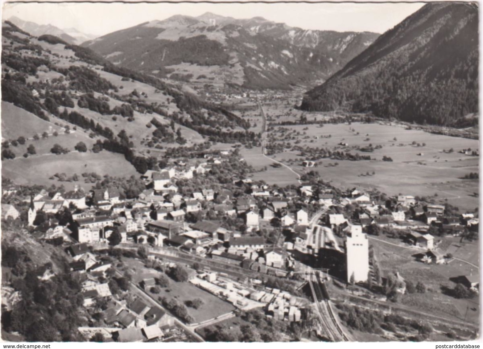 Grüsch - Blick Gegen Schiers Und Das Kreuz - Schiers