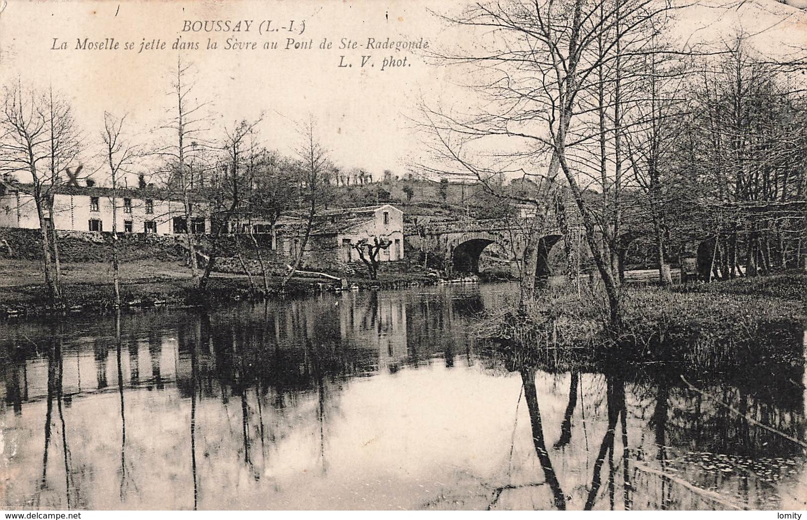 44 Boussay La Moselle Se Jette Dans La Sevre Au Pont De Sainte Radegonde - Boussay