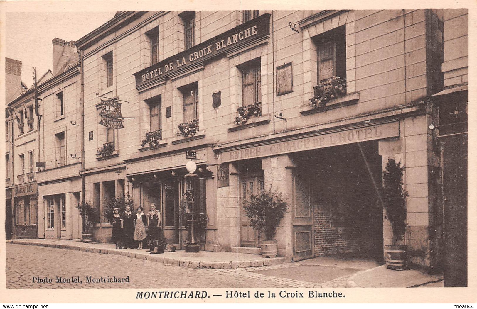 ¤¤   -   MONTRICHARD   -   Hôtel De La Croix Blanche   -  Pompe à Essence   -  ¤¤ - Montrichard