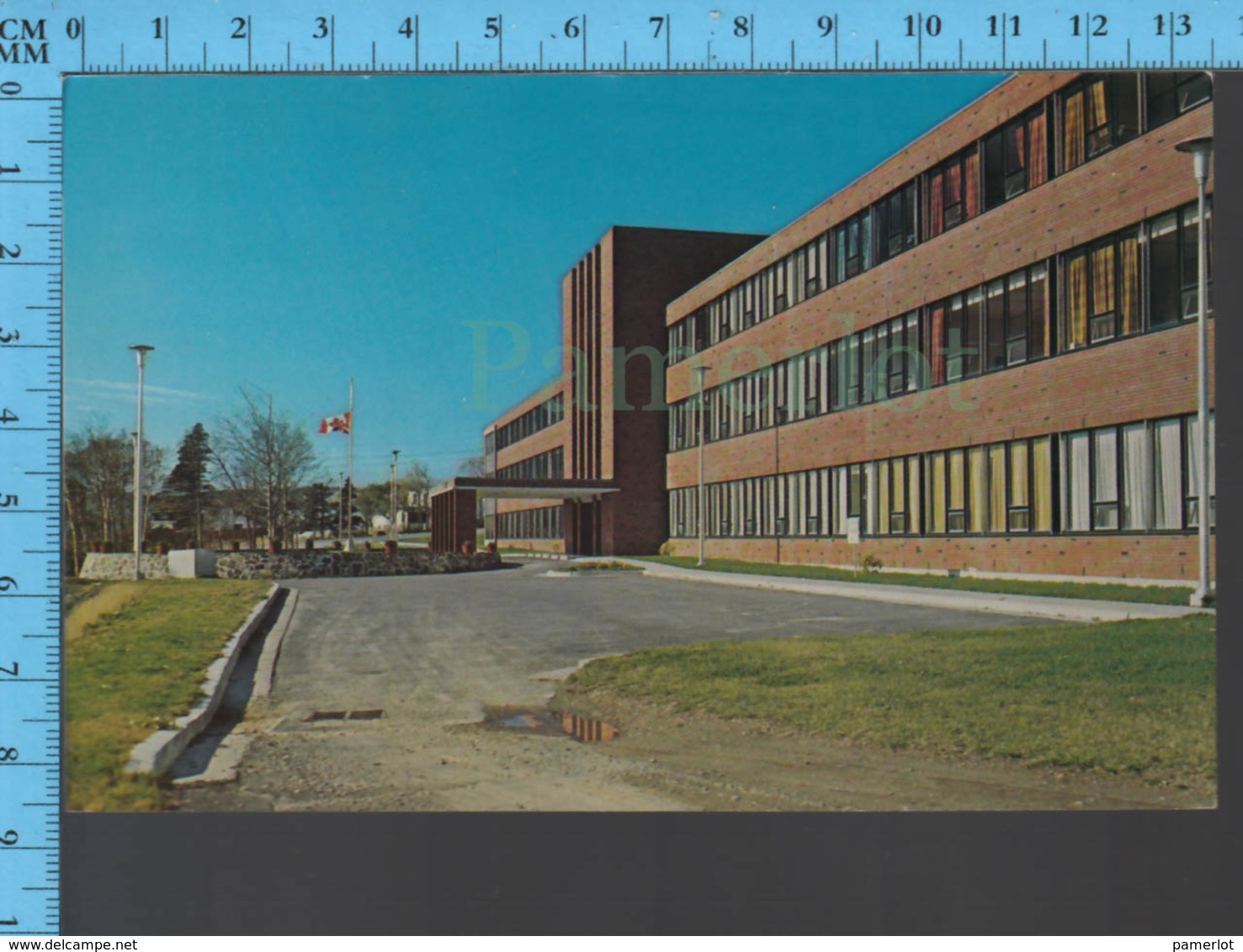 St. John - Newfoundland - Hoyles Home For Aged - Pub. Word - Postcard Carte Postale - St. John's